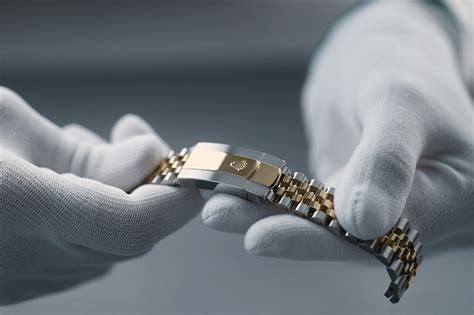 what is the rolex jubilee bracelet made of|who makes the jubilee bracelet.